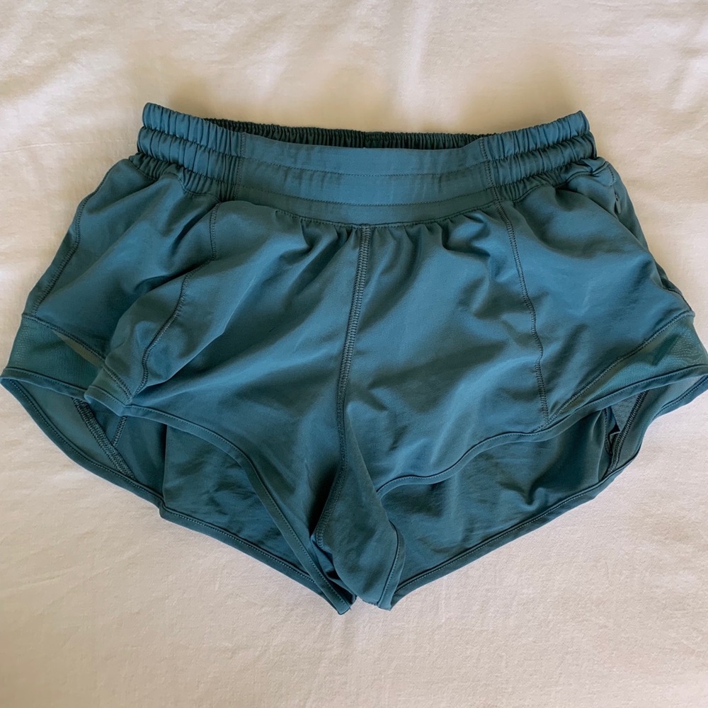 LULULEMON hotty hot short